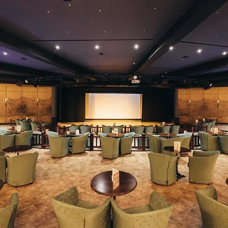 杨扎公主套房度假酒店 5* 普拉亚布兰卡